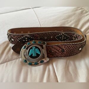 Justin Boots Leather Belt with Turquoise and Silver Accents Horseshoe Buckle